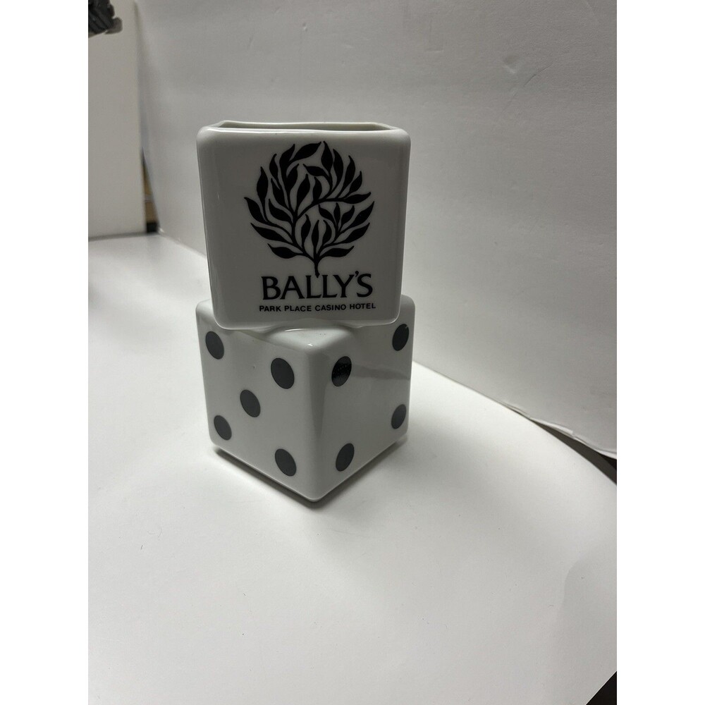 Bally’s Park Place Casino Hotel Pair-O-Dice Vase by Rego VTG Made in Japan 6.5”